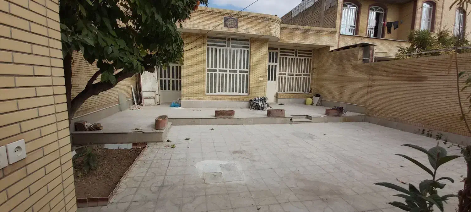 ویلائی 240 متری ابونصرغربی