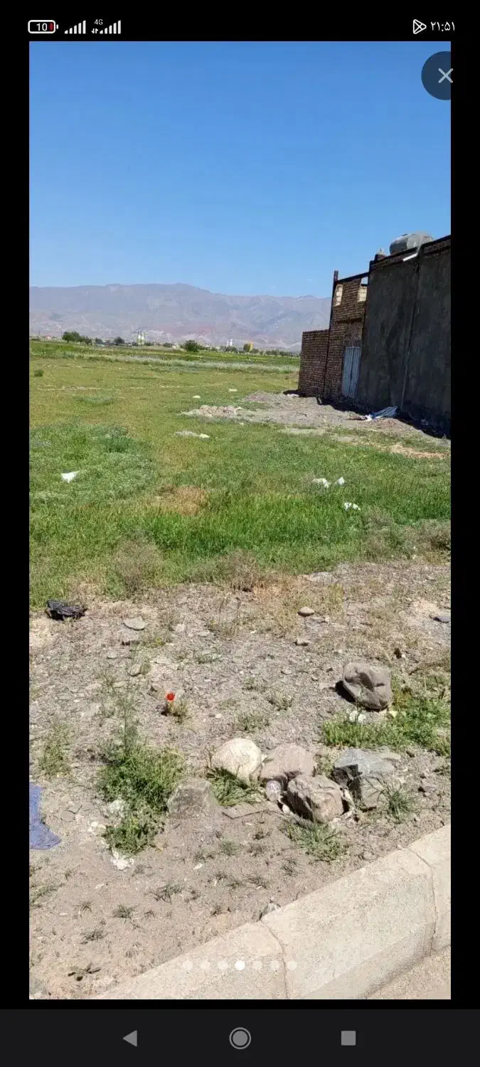 زمین پشته حاشیه استقلال