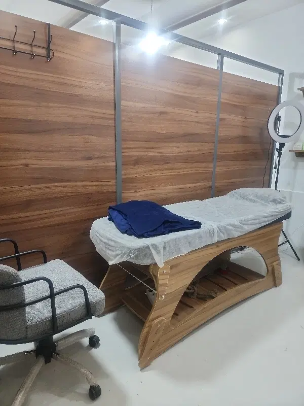 اجاره تخت‌  مژه