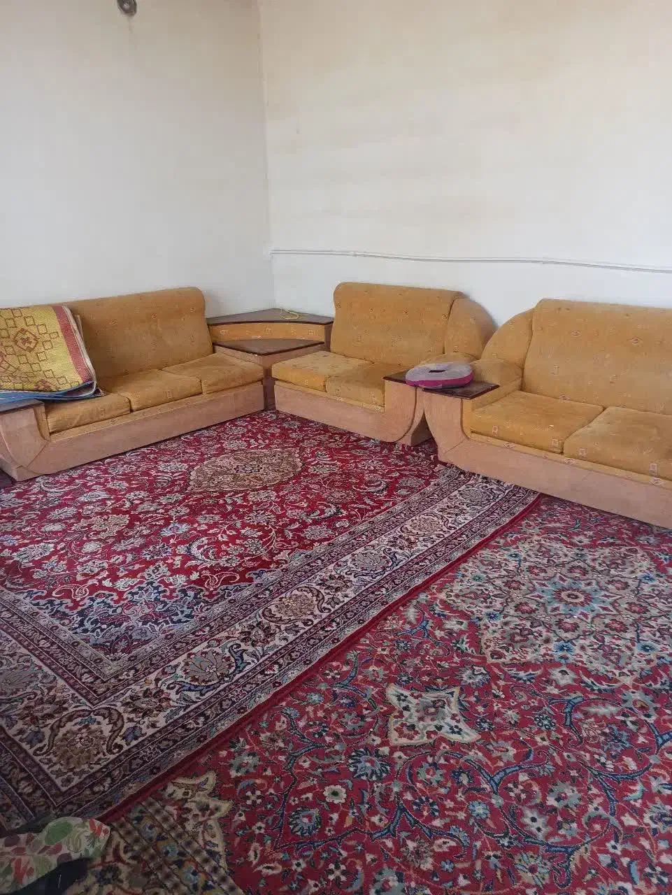 باغ در چمطاق۴۰۰۰متر مربع با استخر و ساخت