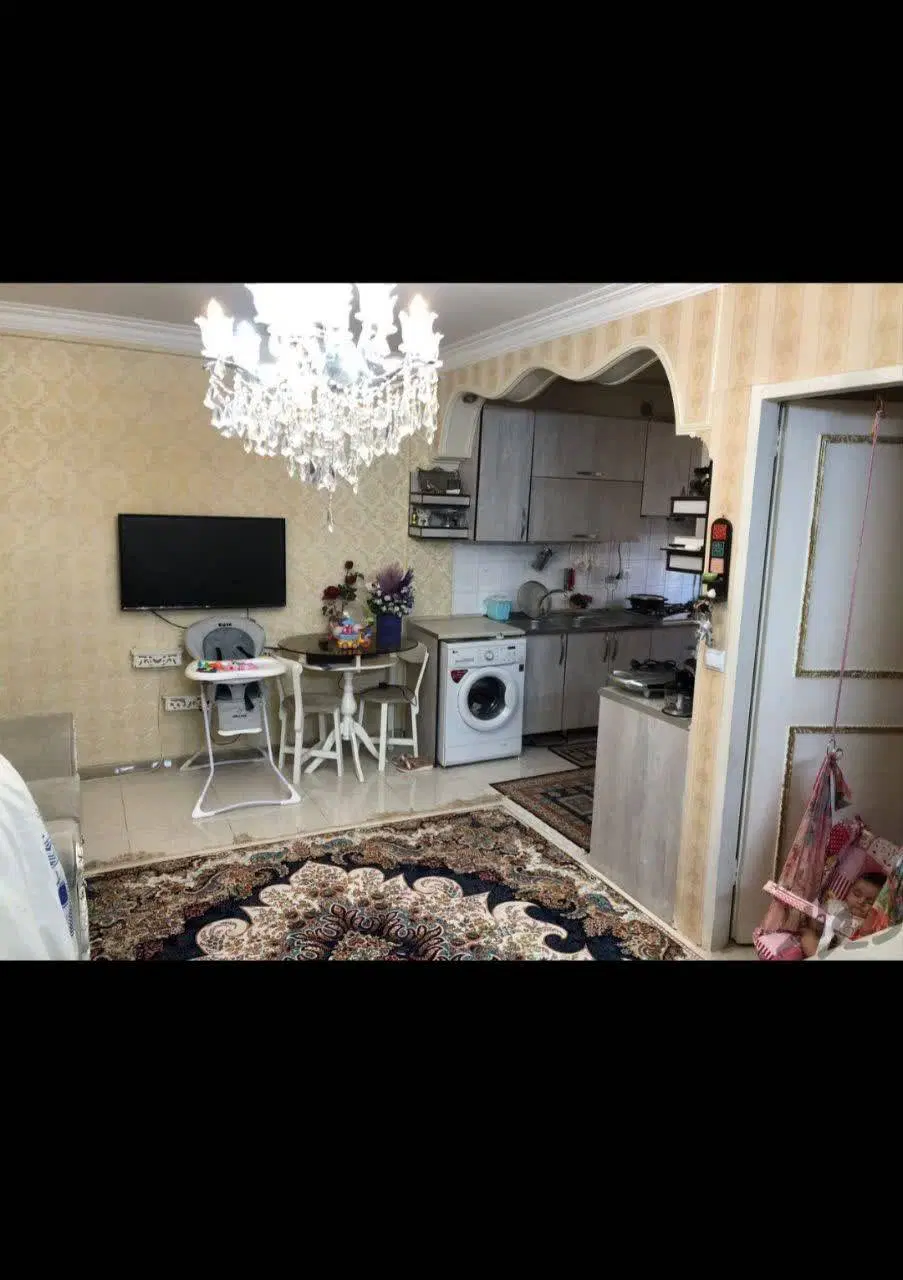 ۴۷متر خ پرستار طبقه اول فایل املاک است