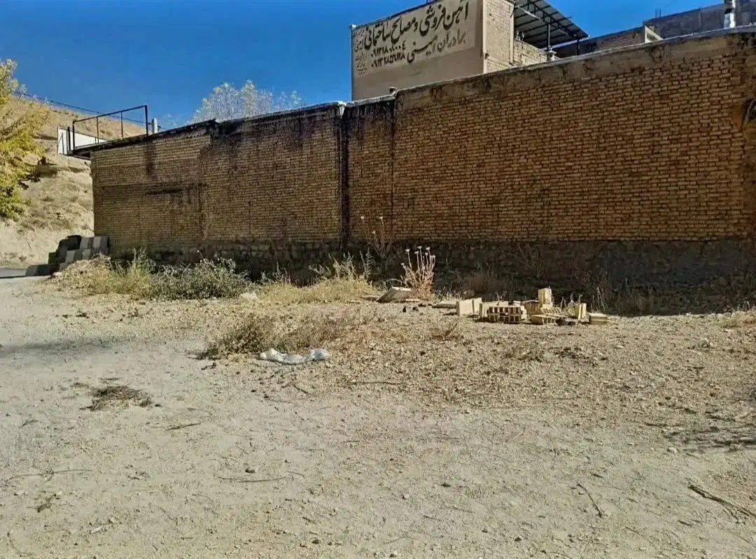 زمین نقلی در مرکز شهر فارسان