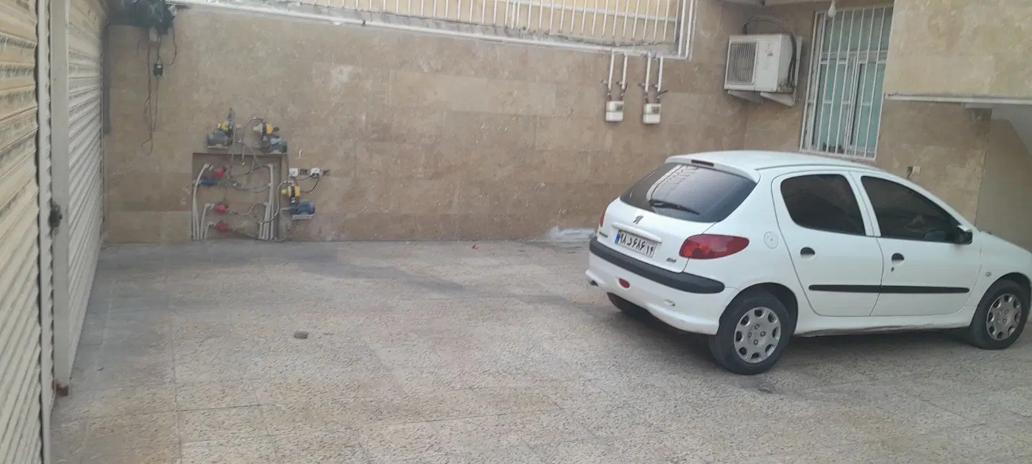 واحد کاسبی ۷۶ متری ساخت ۴۰۱
