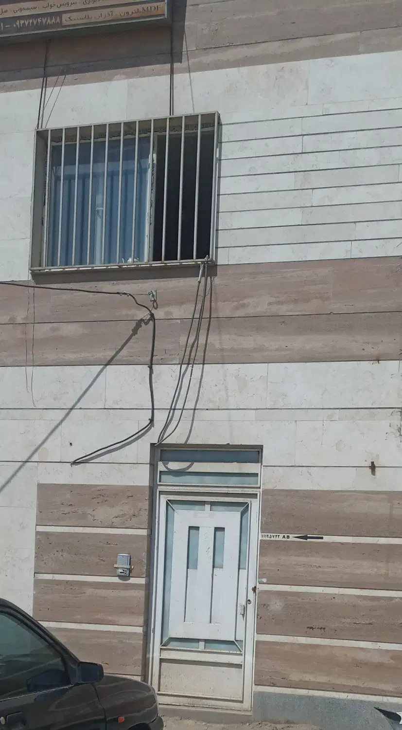 کارگاه۹۰متری در طبقه دوم دوکله