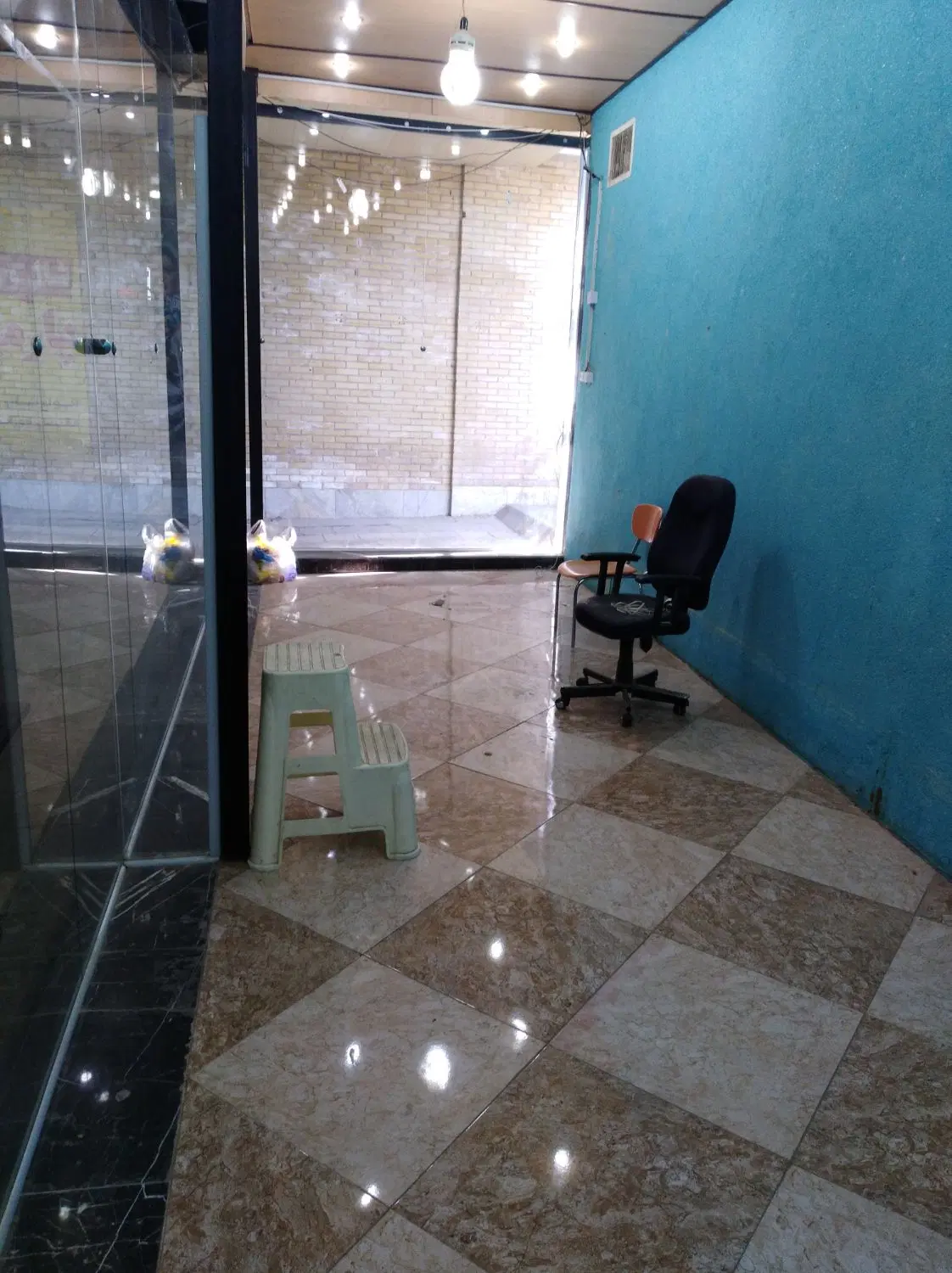 مغازه ۳۵ متری بازار فرخی