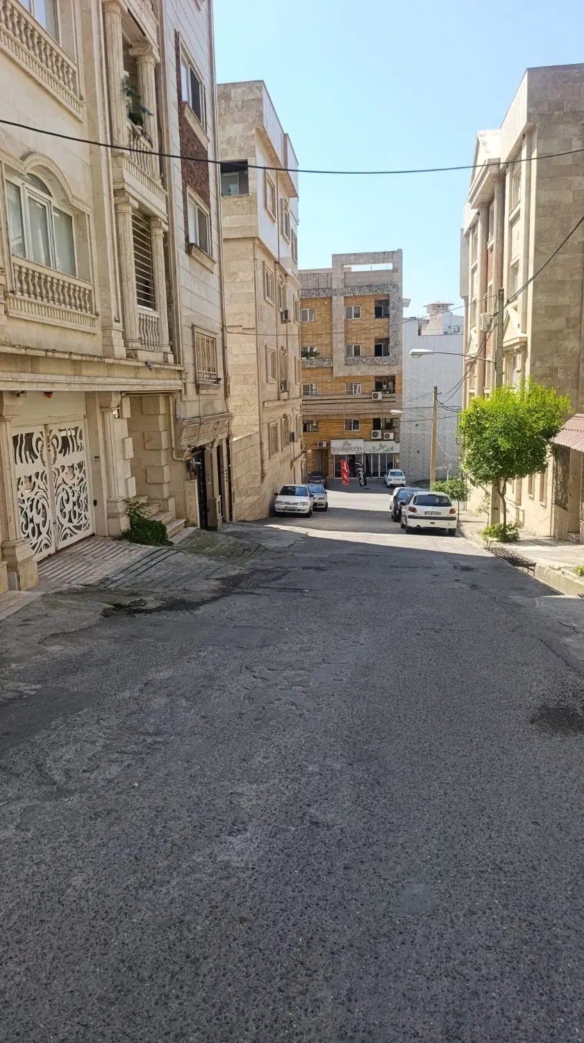 مشارکت در آپادانا بالا_ اور ۱۱ تومن