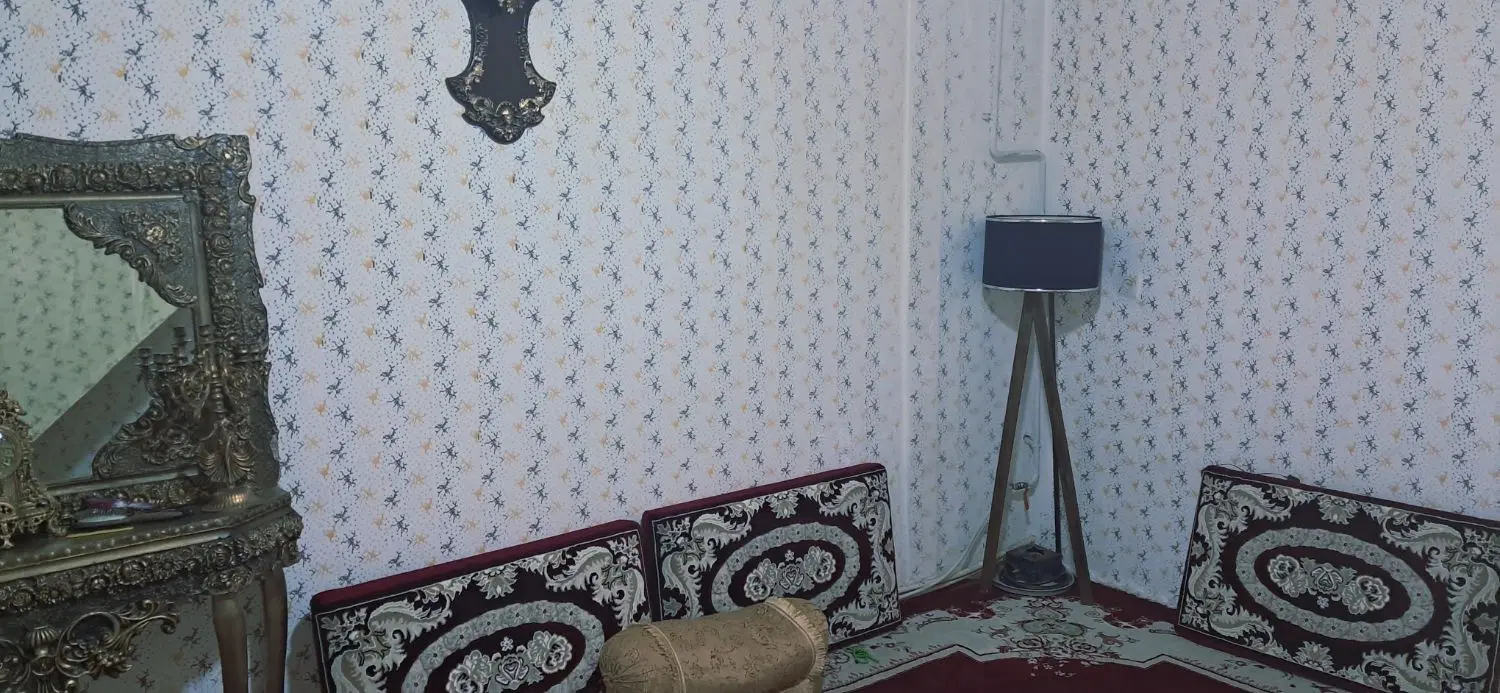 یک باب منزل ۵۰متری روبروی بیمارستان امام رضا
