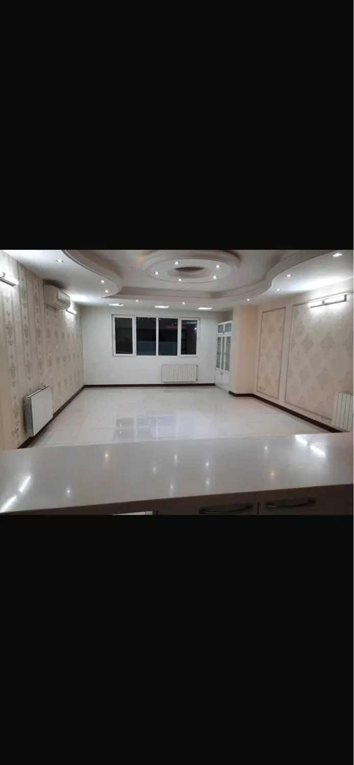 ۱۲۵ متر جنوبی تک واحدی پاییزان