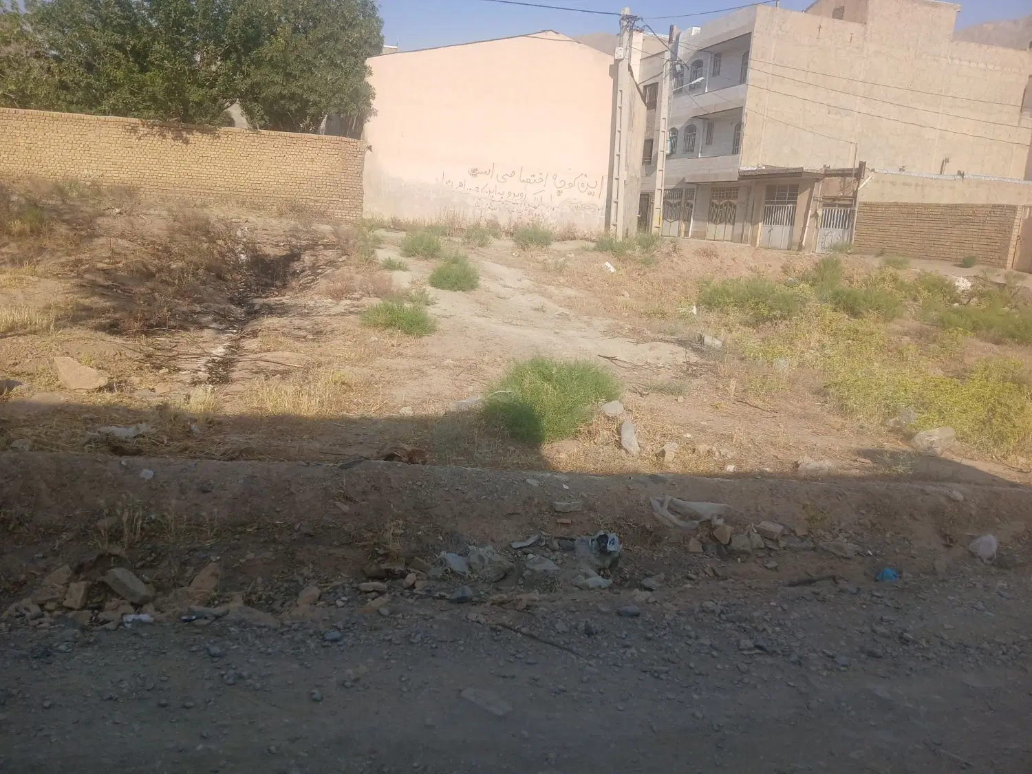 زمین دوکله با موقعیت خوب