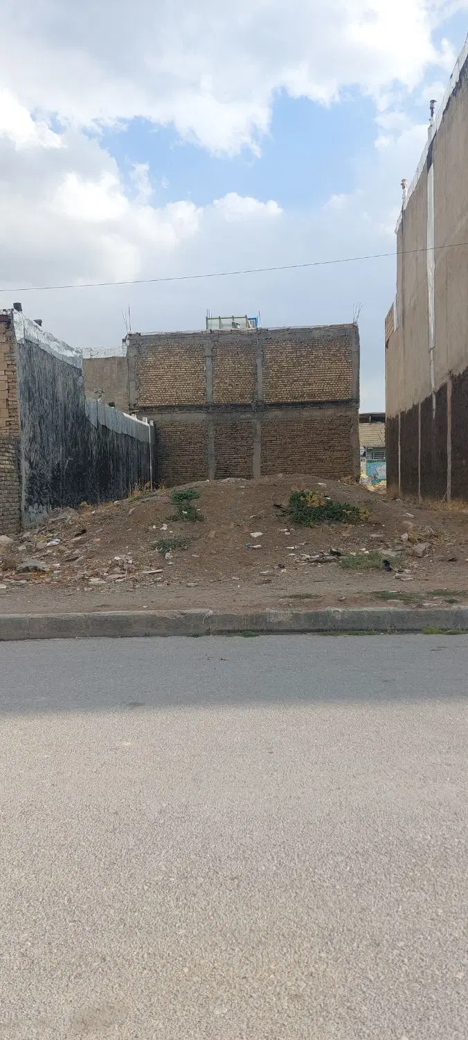 زمین در ۲۴متری شهرداری