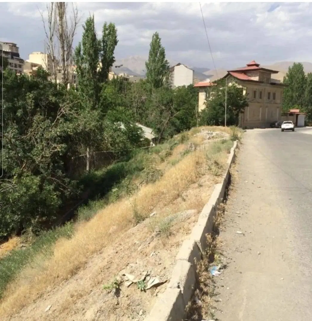زمین رودهن خیابان بهشتی
