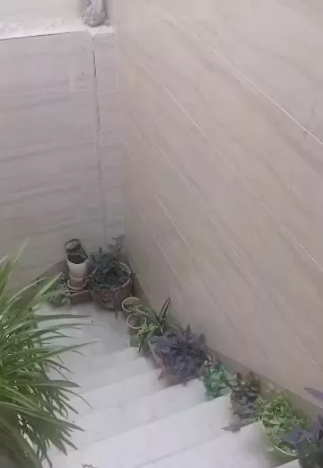 منزل دو خواب طبقه دوم با پارکیگ