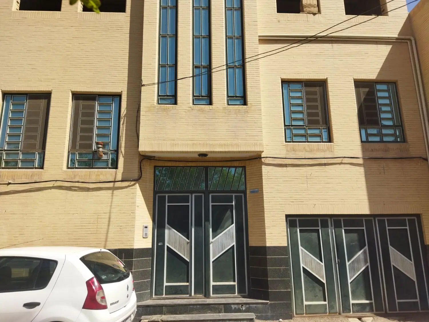 خانه ویلایی سه طبقه