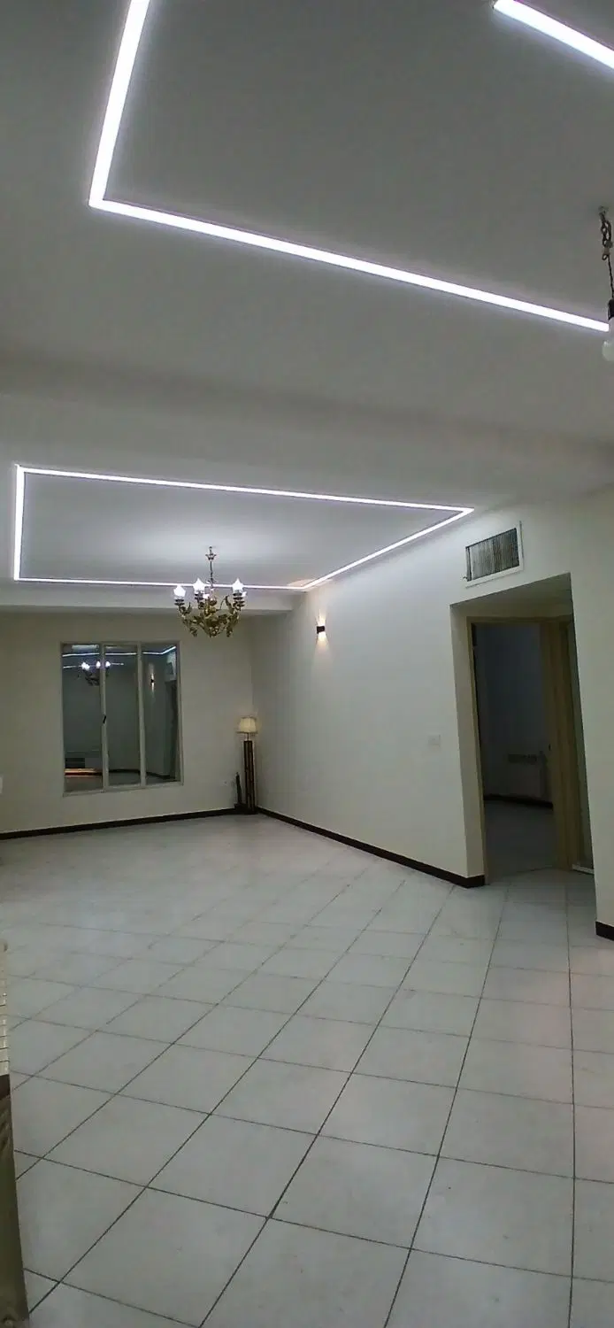 واحد۹۴ متر۲خواب شهرک نگین تمیزبدون نیاز به بازسازی