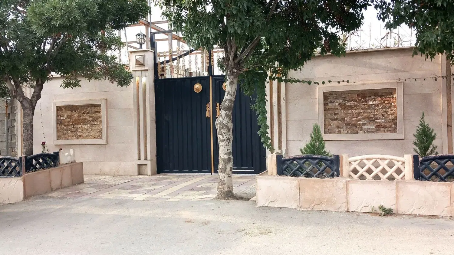 خانه ویلایی ۲۲۲ متری