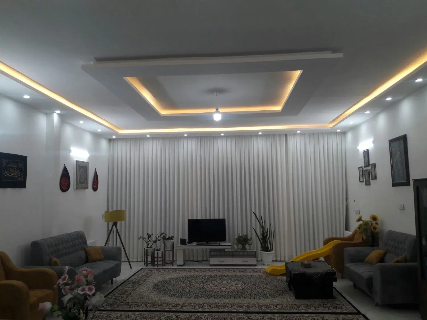 ویلایی شهرک ابوذر ۵۵۰ متری