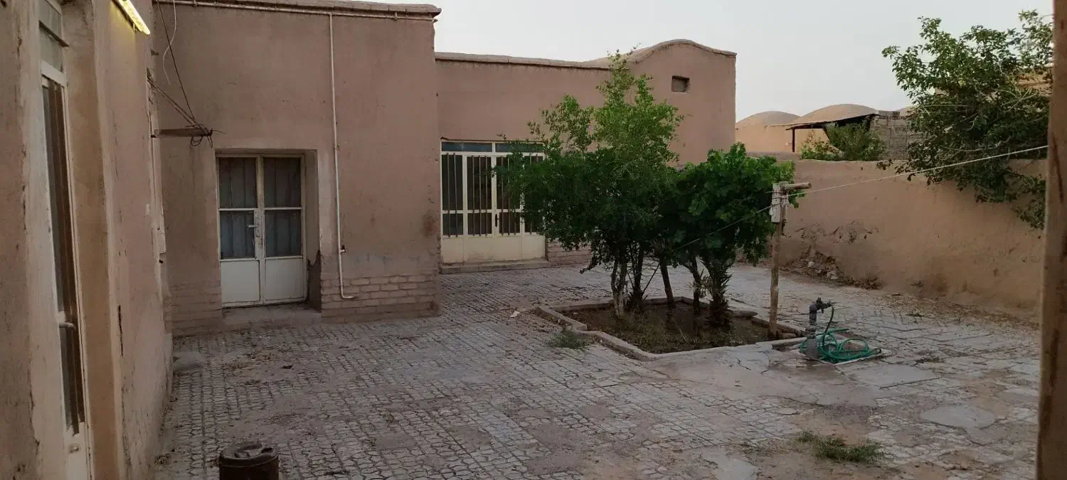 خانه قدیمی در لنگر