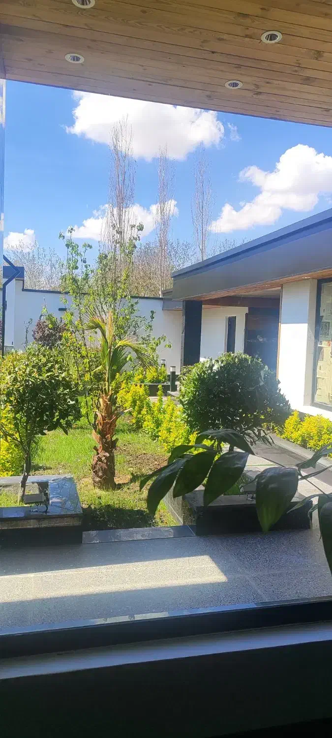 باغ ویلا به متراژ 330 متر فردیس خوشنام