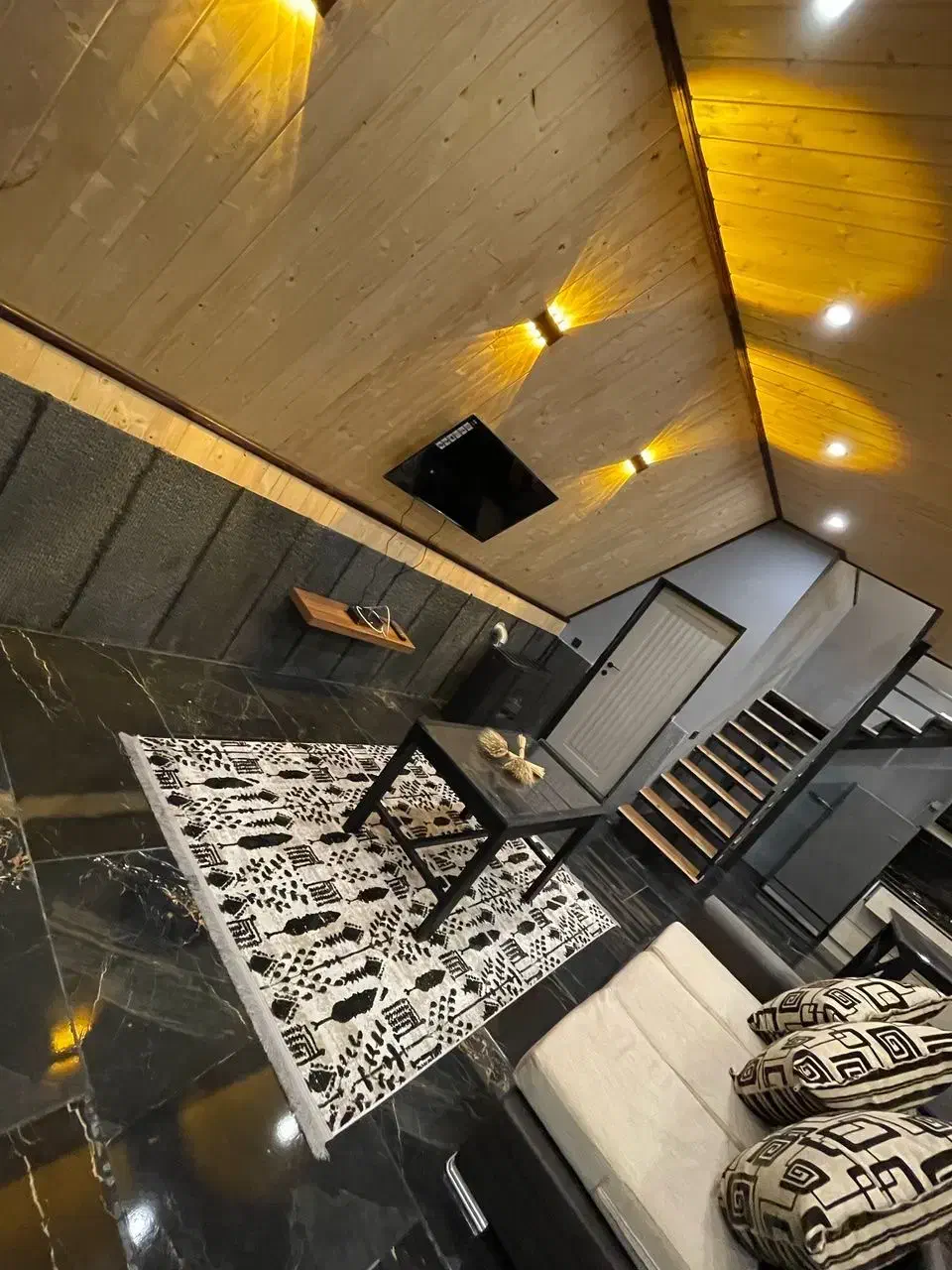 کلبه سویسی تکخوابه شیک