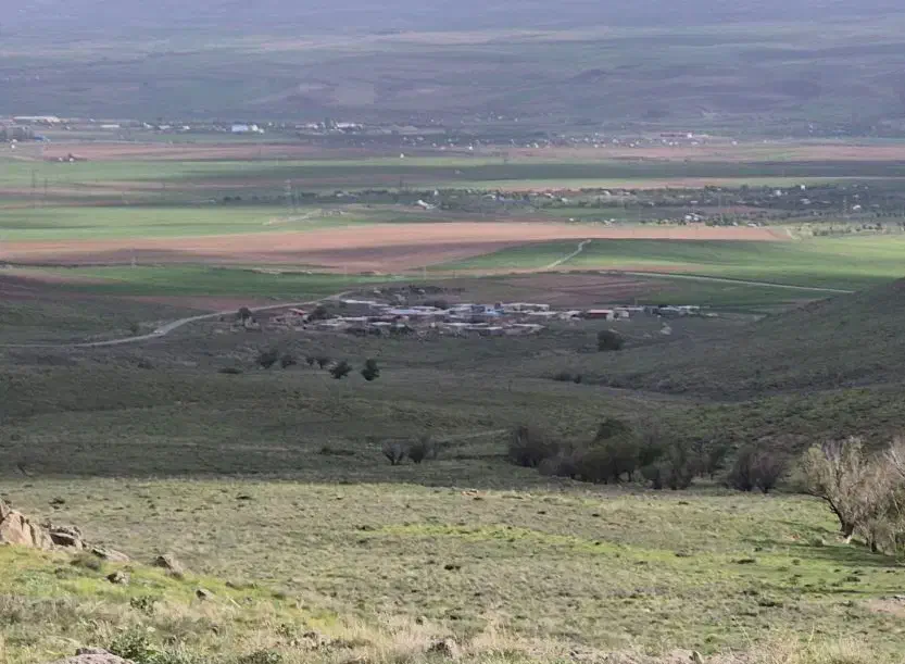زمین مسکونی داخل روستای کهناب