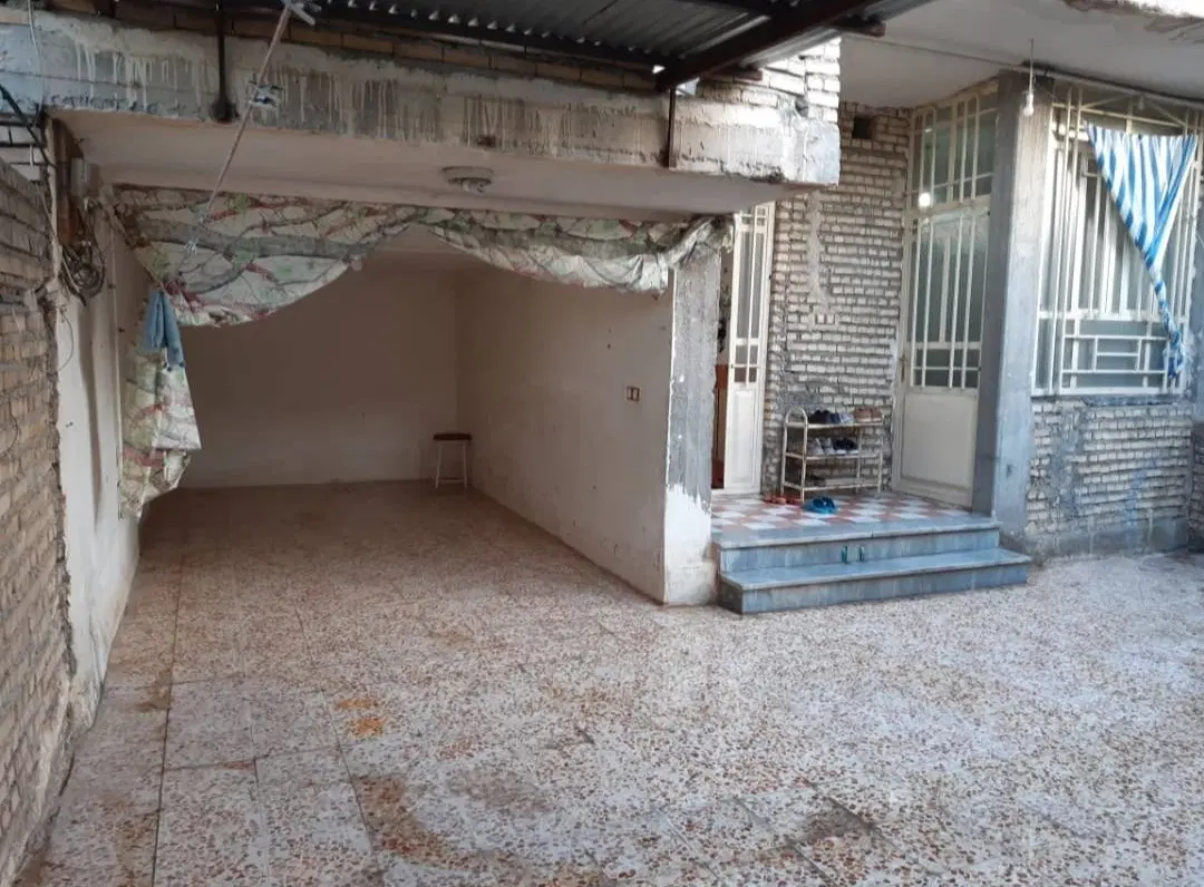 ویلایی ۱۶۰ متری دربست ، ۳ خواب بزرگ ، حیاط دلباز