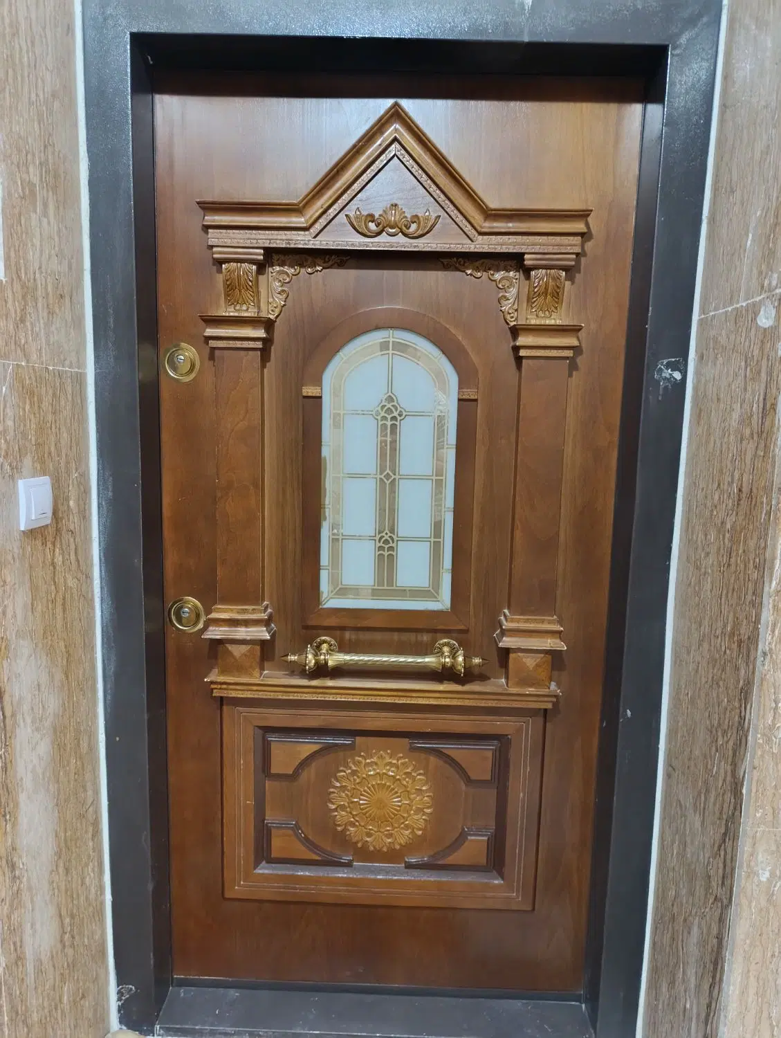 آپارتمان دو خواب تجهیز لوکس نصر