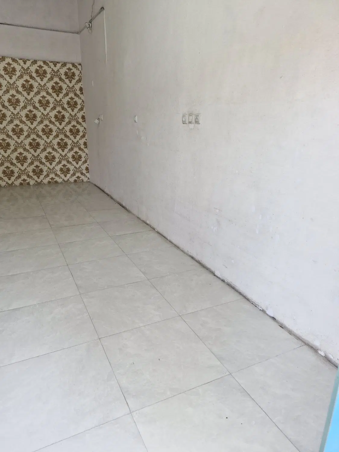 ۲۵ متر مغازه کنار خیابون اصلی
