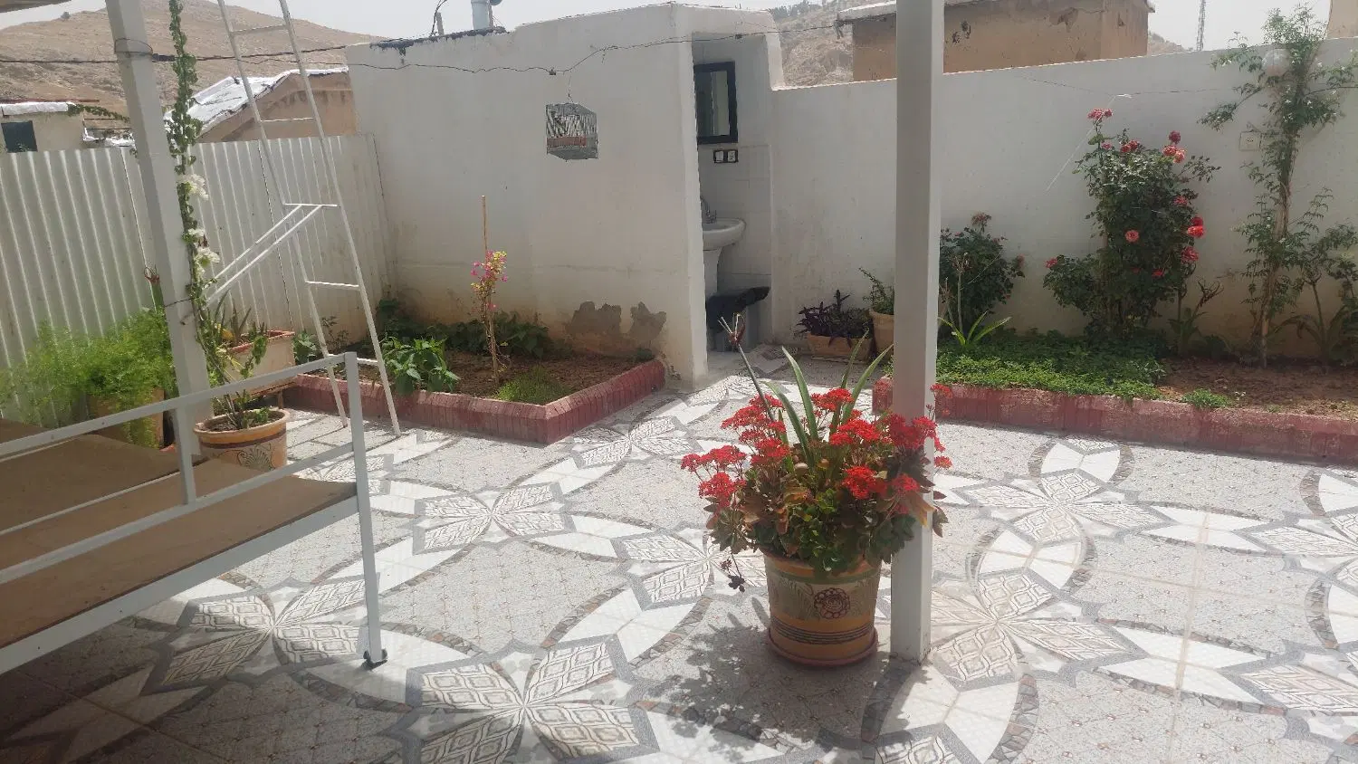 منزل دوطبقه ویلایی
