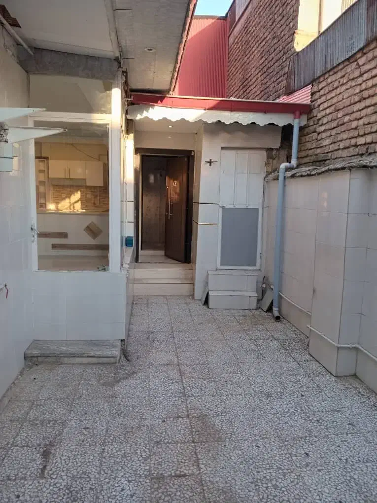 ویلایی ۱۰۰ متری باهنر