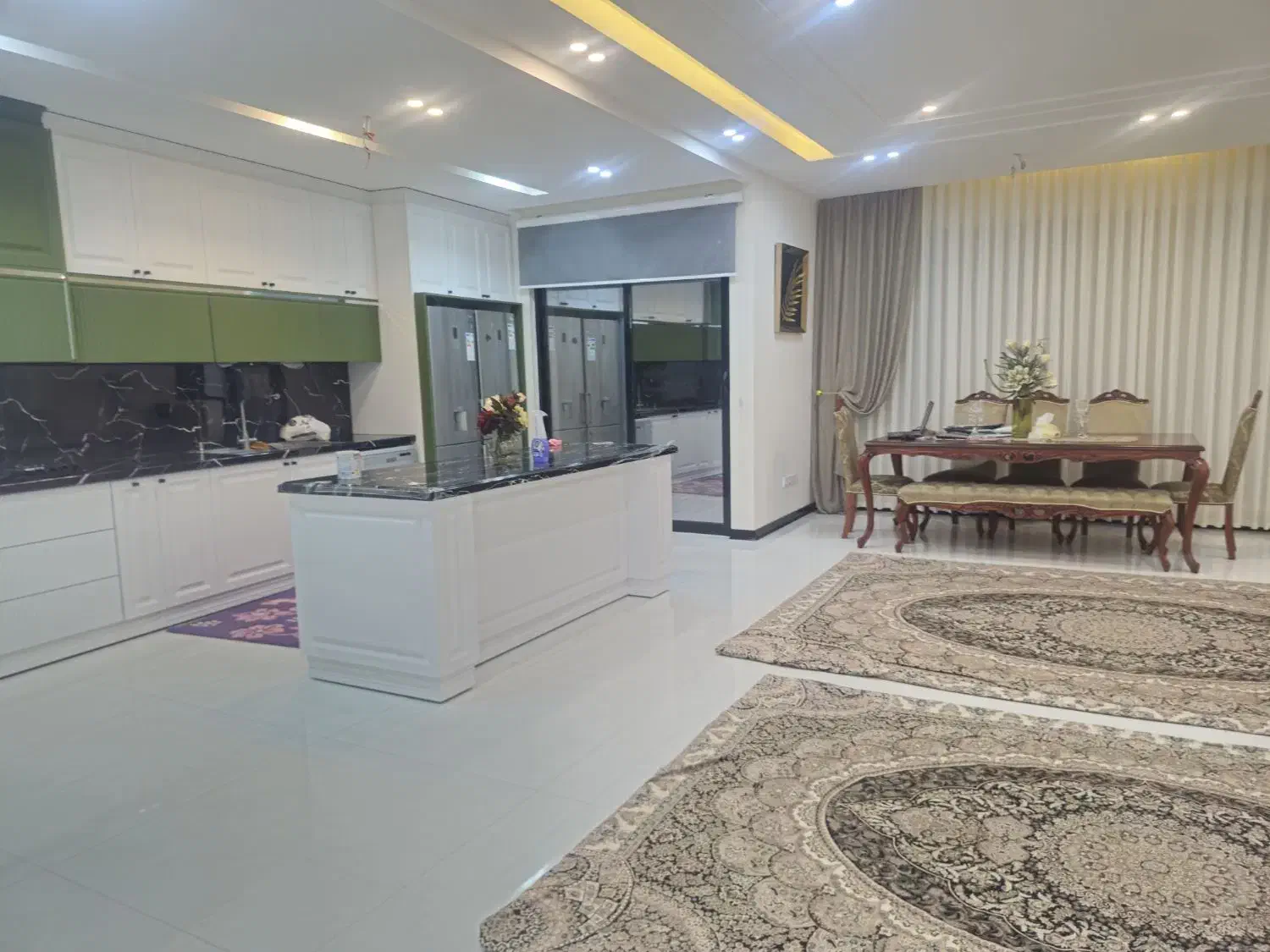 آپارتمان ۱۷۰ متری