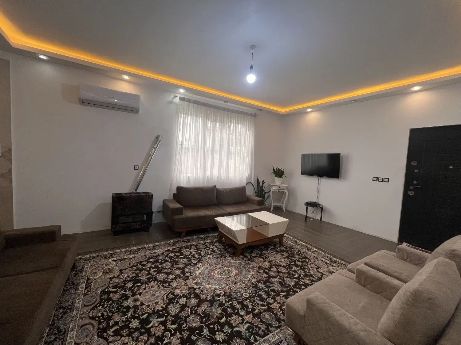 سوئیت دوخوابه دربست