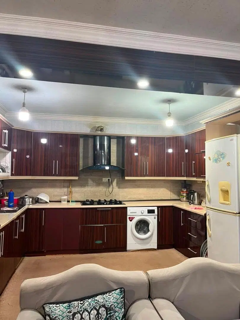 بالا خونه ۹۰ متری