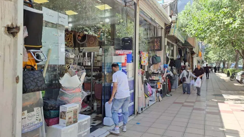 فروش و تهاتر مغازه تجاری ۱۲۰ متر درموقعیت طلایی