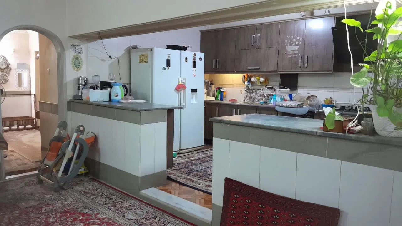 رهن واجاره زیرزمین حیاط دارویلایی
