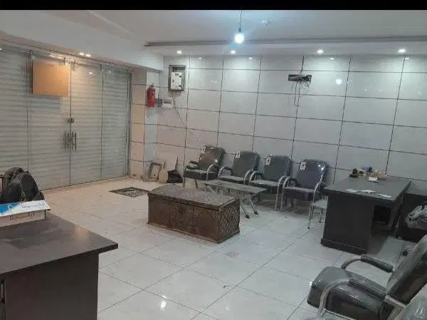 مغازه  دونبش همکف ۵۰متری ابونعیم شمالی