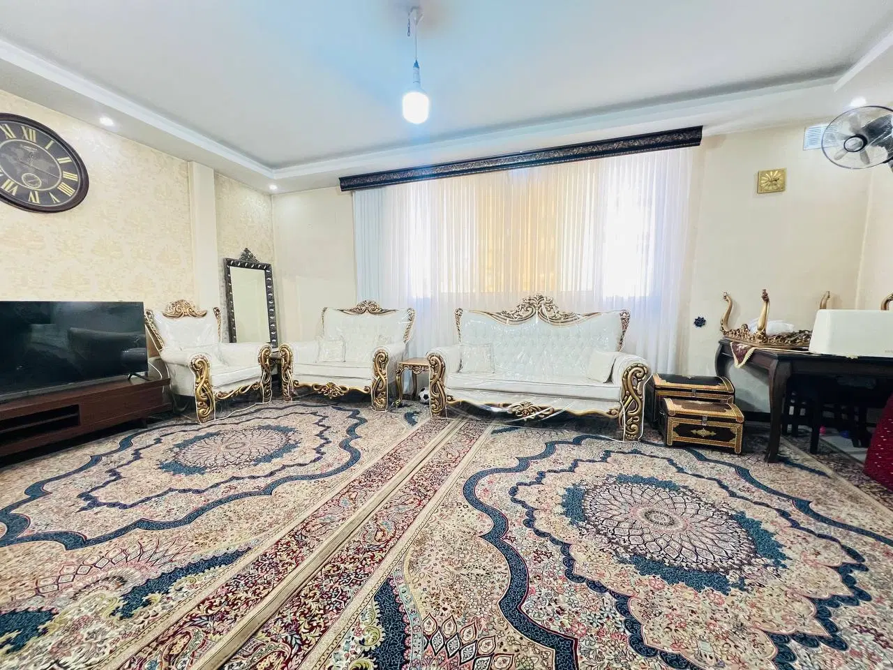 110 متر دو خواب طبقه اول،کامیاب