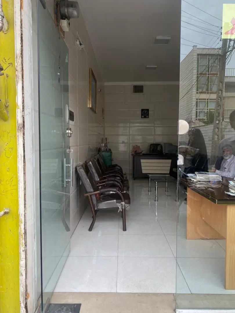مغازه ۲۴ متر تجاری با سند