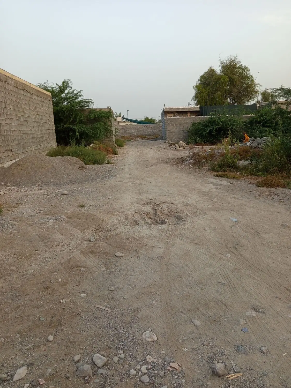 فروش زمین مسکونی حکمی