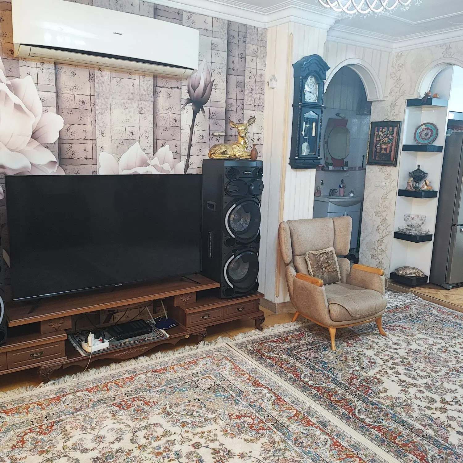 83متری_تاپ لوکیشین وایین_۴واحدی به قیمت