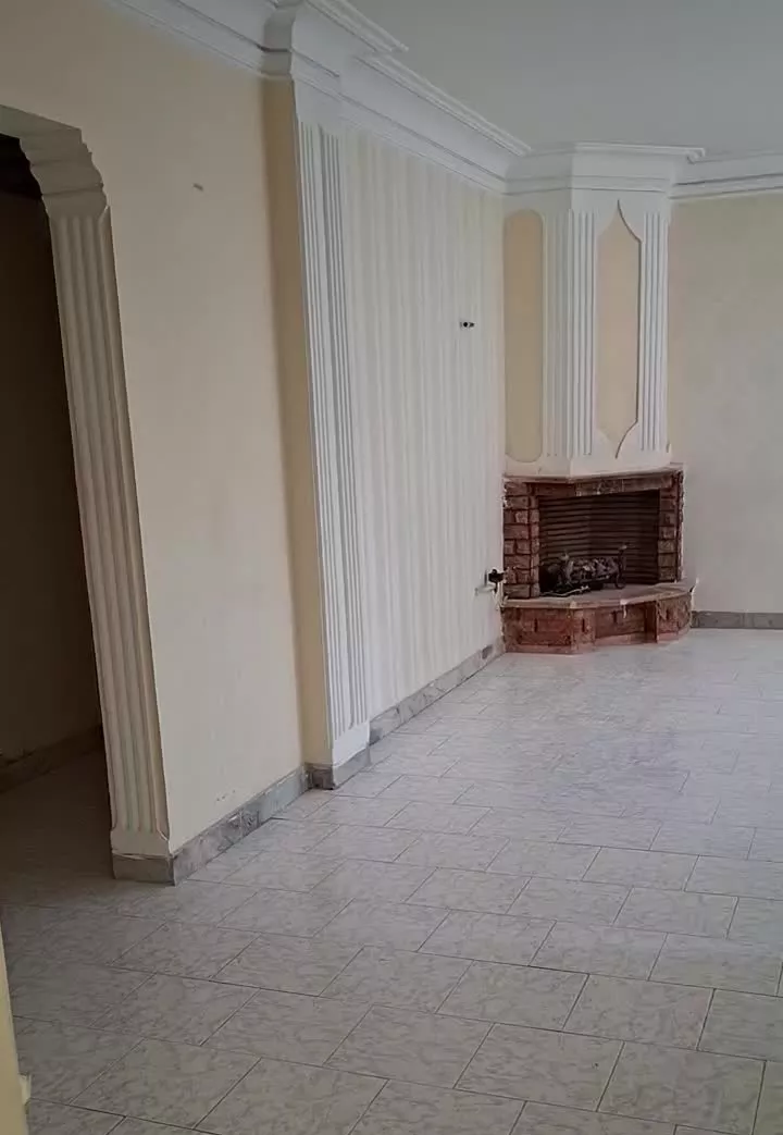 اجاره واحد مسکونی ۷۳ متری سه طبقه سه واحد طبقه اول