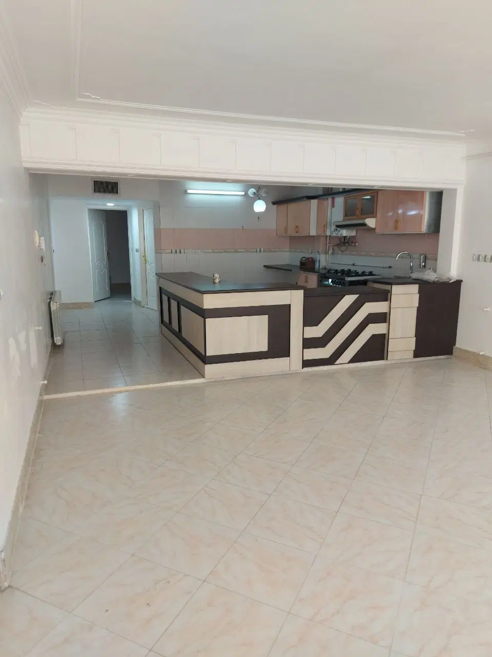 اجاره طبقه همکف ویلایی شمالی خیابان پونه