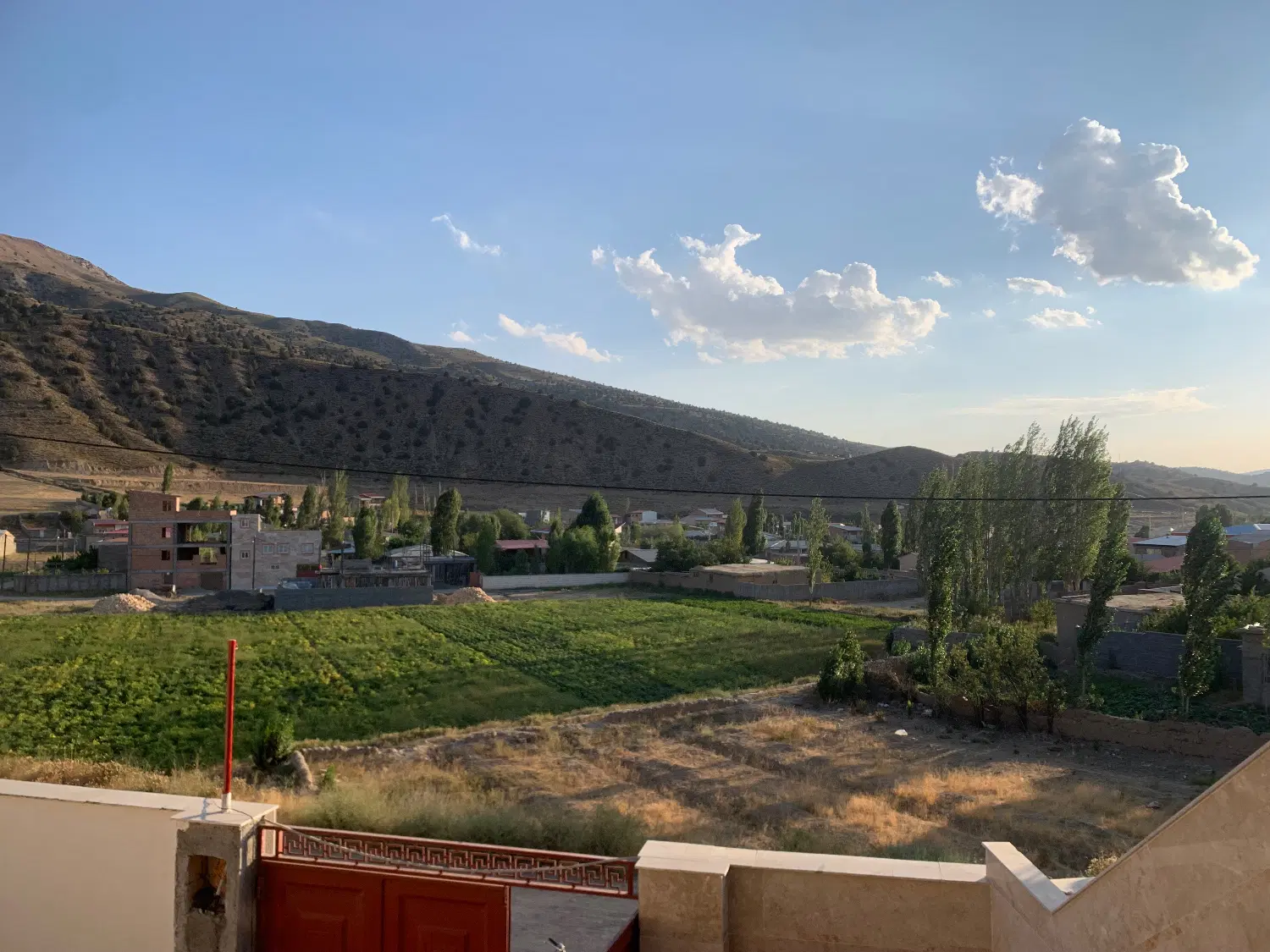 ویلایی کوهستانی  ۱۷۰متری چهارباغ _املاک شاهکوه