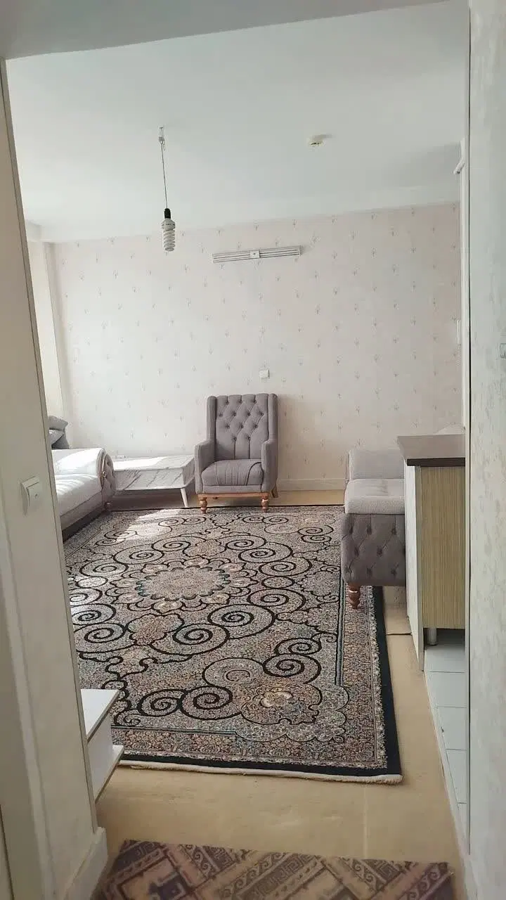 واحد دو خوابه پردیسان پونک دونبش رو به باغ
