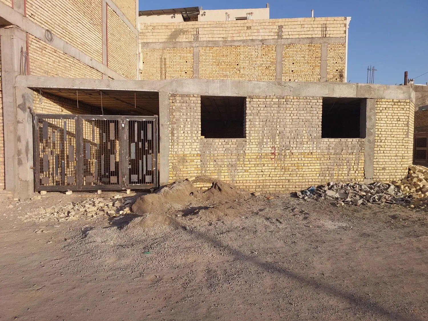 منزل سفت کاری میدان منتظری