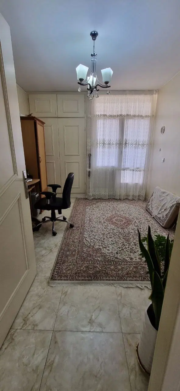 آپارتمان ۷۵ متری( تخلیه) میدان شهدا خورشید