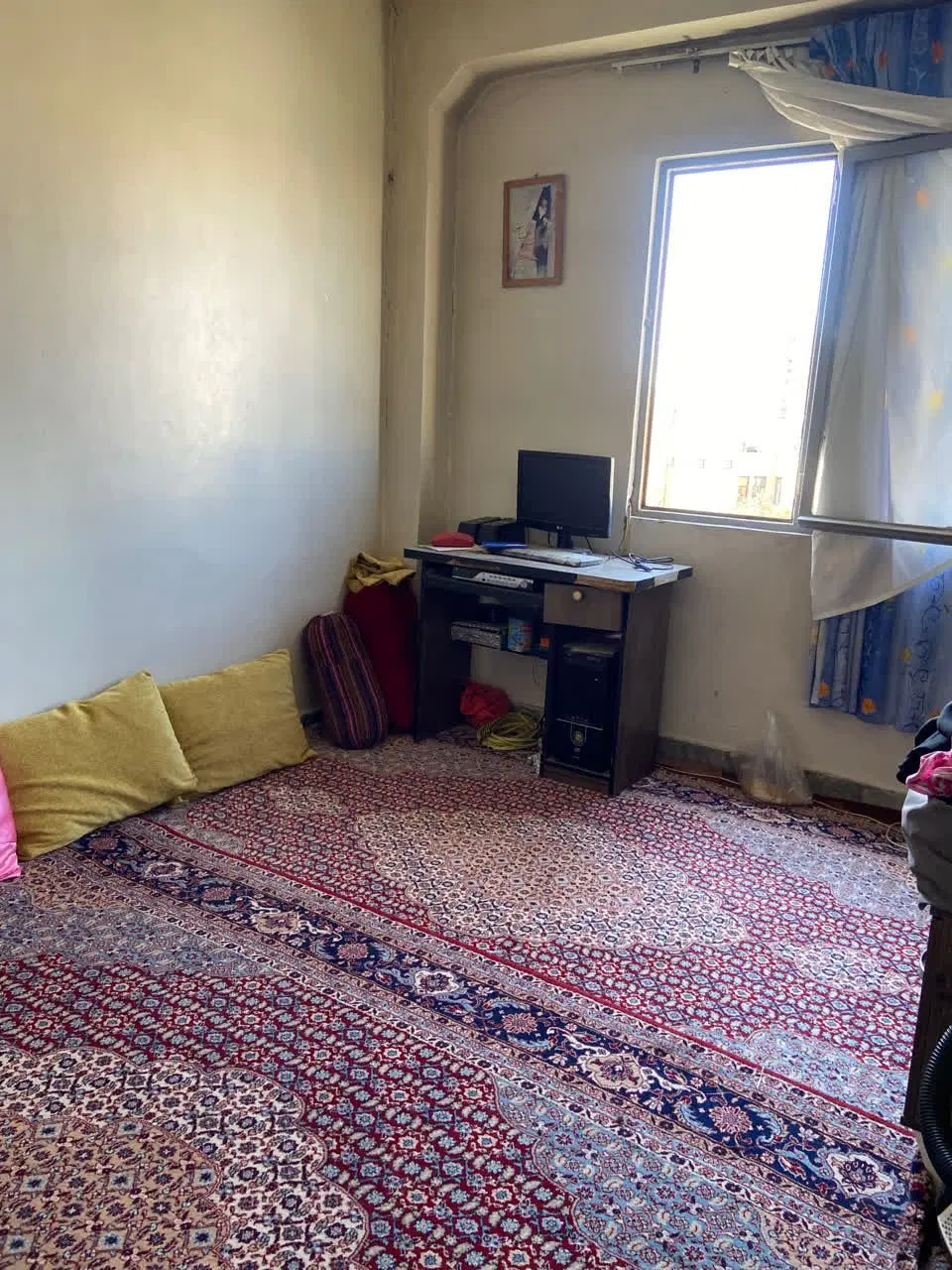 سلام یک واحد اپارتمان متراژ 68متر بفروش میرود
