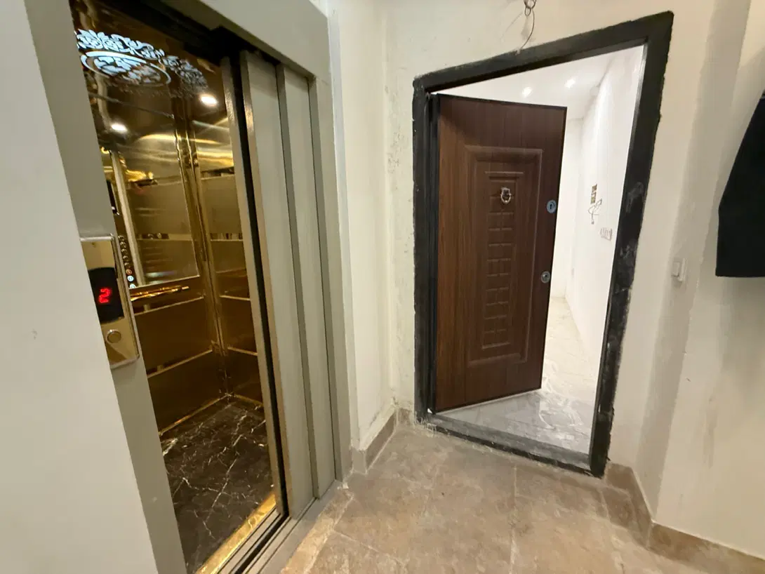 ساختمان اداری