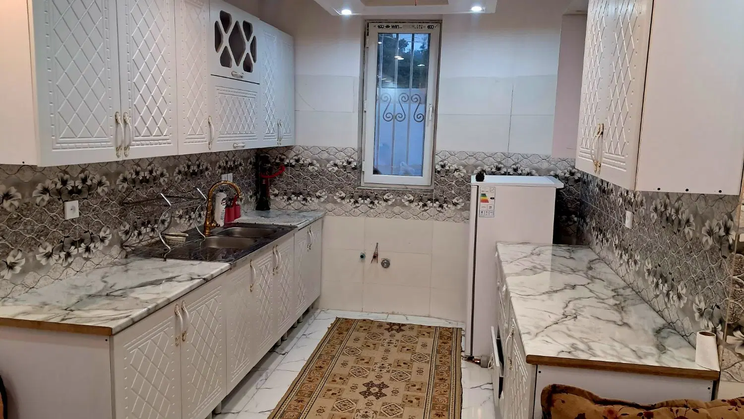 فروش باغچه