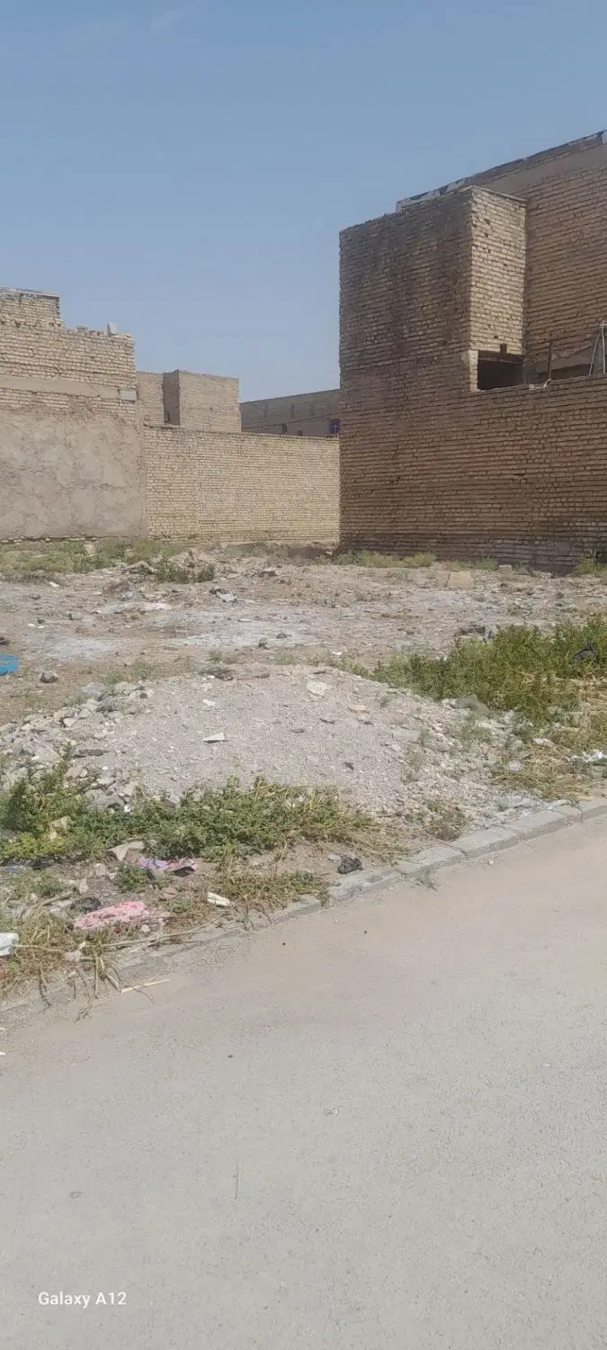 فروش زمین روبه روی بازارچه