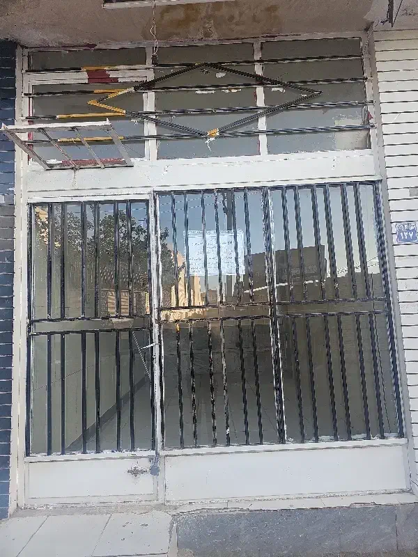 مغازه ۱۵ متری در خیابان امام خمینی